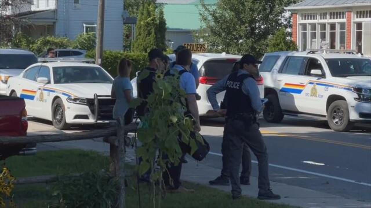 Man planning to commit terror attack at Jewish center in NYC arrested near U.S.-Canada border, authorities say